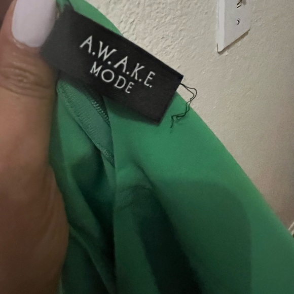 A.W.A.K.E. Mode gathered blouse- NWOT - Picture 7 of 7